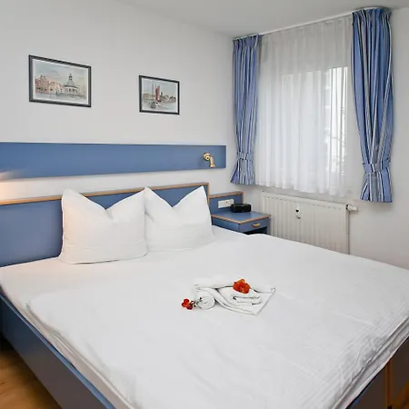 Yachthafenresidenz - 24-7103 *