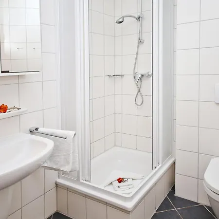 Yachthafenresidenz - 24-7103 Ostseebad Kühlungsborn